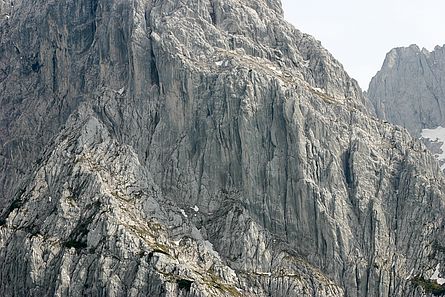 Nordostwand unterhalb der Zweiten Terrasse des Totenkirchls Nordostwand unterhalb der Zweiten Terrasse des Totenkirchls