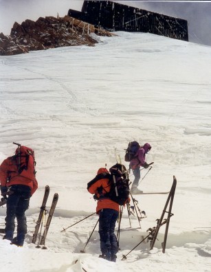 Skidepot unter der Signalkuppe