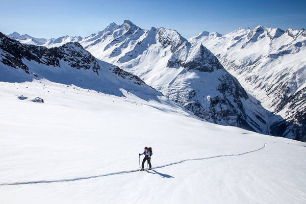 Einsame Skitour in grandioser Landschaft