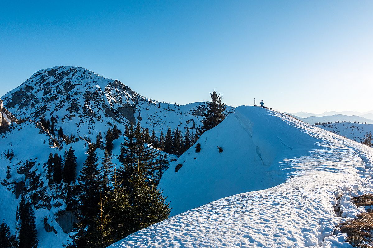Herrliche Abendstimmung am Röthenstein, hinten der Risserkogel.