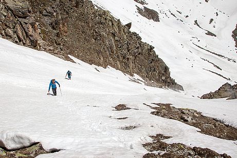 Steile Schneerinne zum Gipfel der Klopaierspitze Steile Schneerinne zum Gipfel der Klopaierspitze