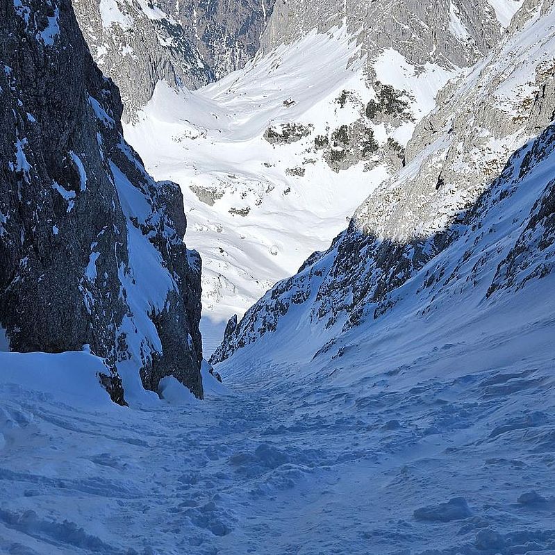 Tiefblick vom Schönwetterfensterl