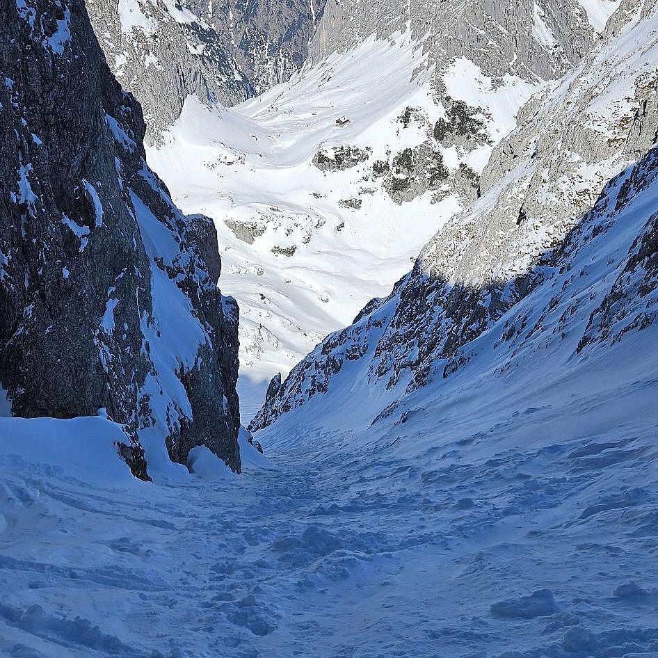 Tiefblick vom Schönwetterfensterl