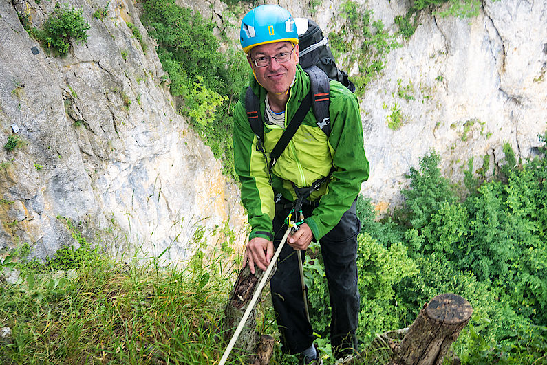 Abseilen an der Kesselwand an der Lenninger Alb