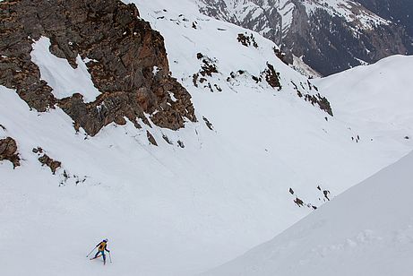 Abfahrt durch die Rinne unter dem Buttsee Abfahrt durch die Rinne unter dem Buttsee