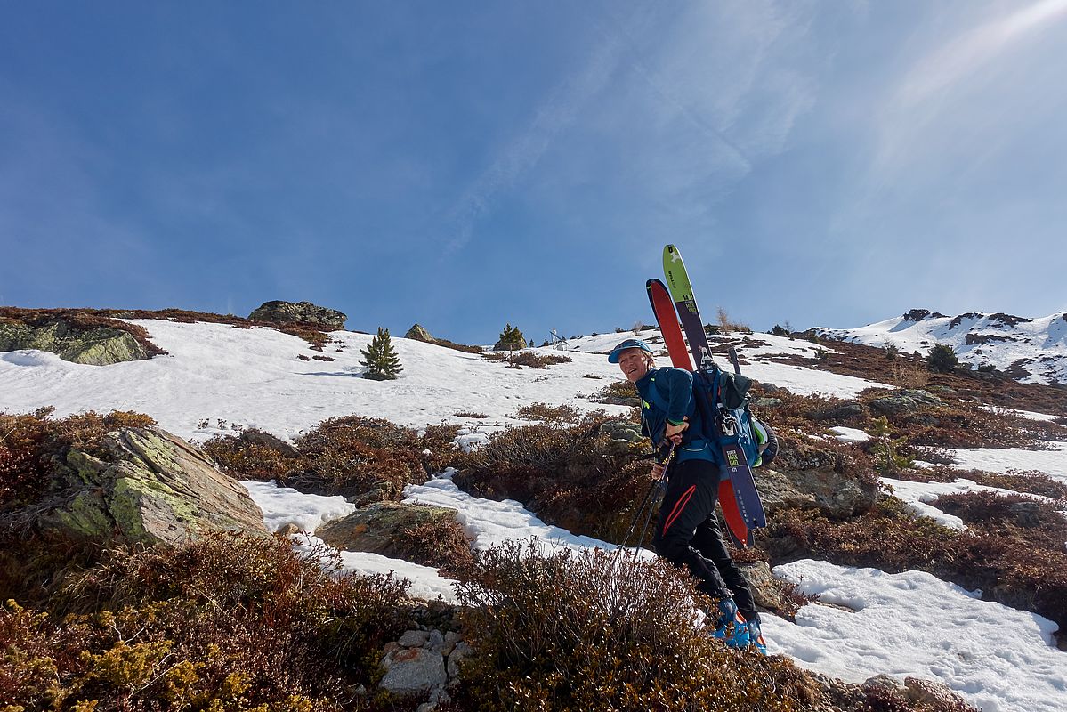 Der untere Teil des Anstiegs zur Finstertaler Scharte von Süden