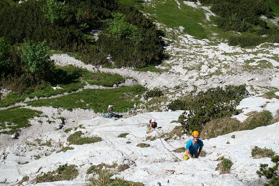 Plattiges Übungsgelände für Mehrseillängenrouten