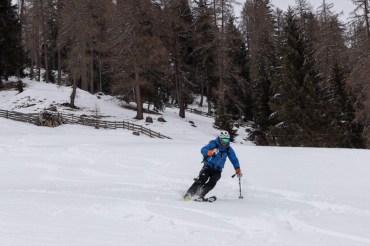 Etwas gedeckelter Schnee auf dem letzten Hang