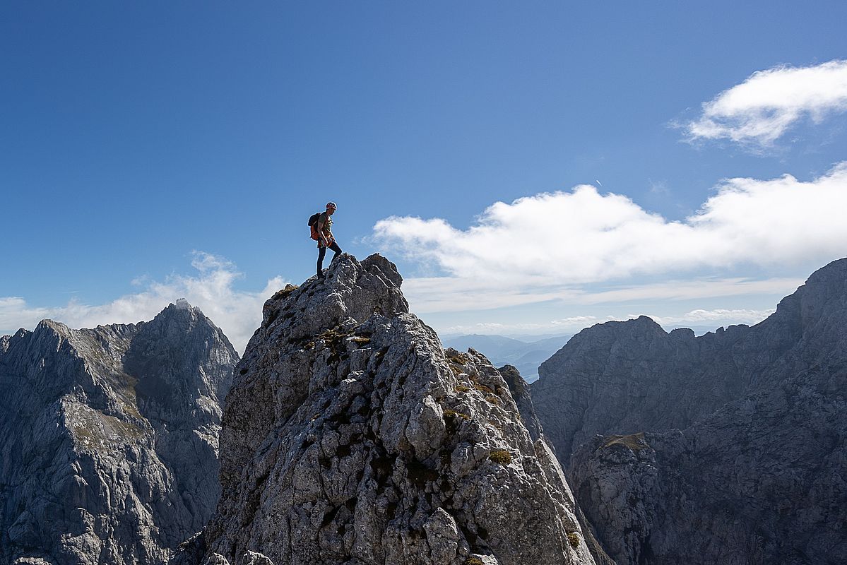 Blick vom Gipfelaufschwung zurück auf den letzten Turm