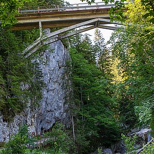Das Klettergebiet am Auerbach an der Zufahrtsstraße zur Rosengasse
