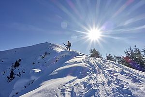 Breiter Rücken zum Gipfel