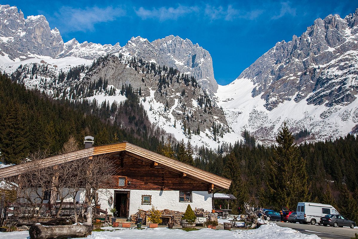 Blick zurück von der Wochenbrunner Alm auf das Ellmauer Tor 