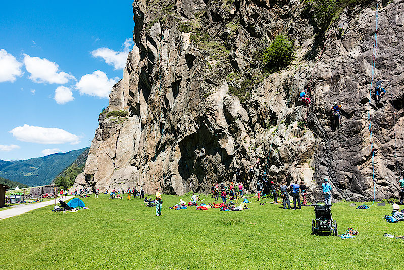 Climbers Paradise? Die Vorzüge der Engelswand im Ötztal wissen viele zu schätzen.