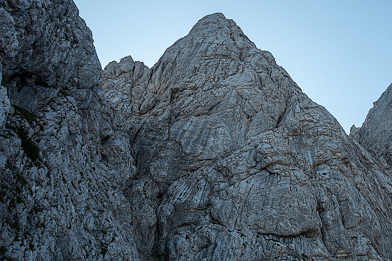 Die Nordwestwand des Haindlkarturmes