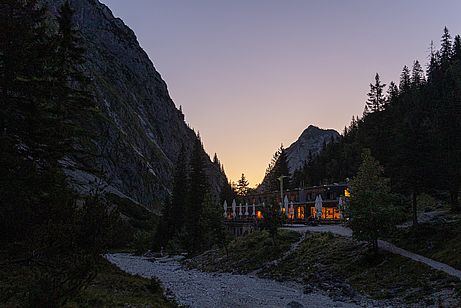 Morgenstimmung am Höllentalangerhaus Morgenstimmung am Höllentalangerhaus