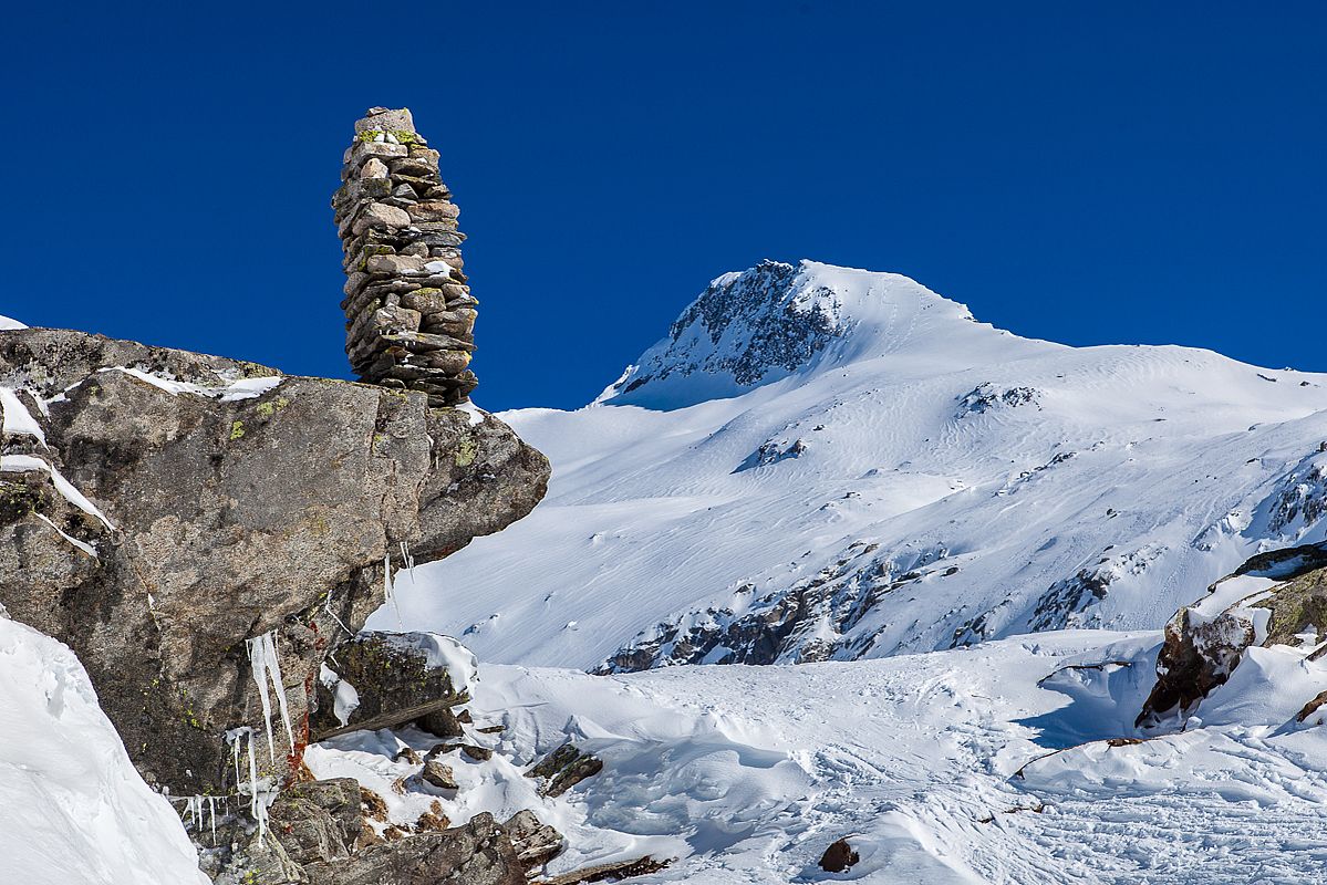 Gewagte Steinmann-Konstruktion vor der Fünften Hornspitze 