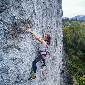 Angelika Reiner klettert "Optima" (9-)
