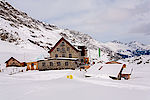 Die Franz-Senn-Hütte, Skitourenstützpunkt in den Stubaier Alpen