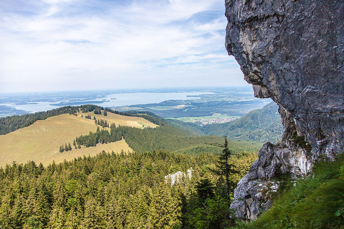 Chiemseeblick von Fuß des Zwölferturms