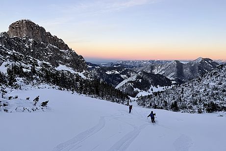 Gleich danach ist die Sonne weg und wir wedeln zum Soinsee hinab