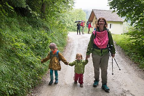 Auch die kleine Amira mochte immer wiede selber wandern. Auch die kleine Amira mochte immer wiede selber wandern.