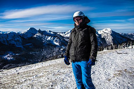Unser Styler mit neuem Skihelm am Gipfel des Roßkopf Unser Styler mit neuem Skihelm am Gipfel des Roßkopf
