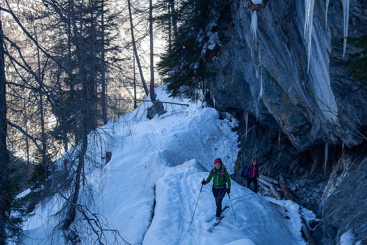 Zustieg auf der Straße ins Lasnitzental