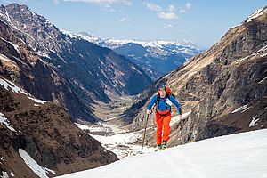 Auf Durchquerungen im abgelegenen Hochgebirge (hier im hintersten Hollersbachtal, Hohe Tauern) sollte man für Notfälle gewappnet sein.