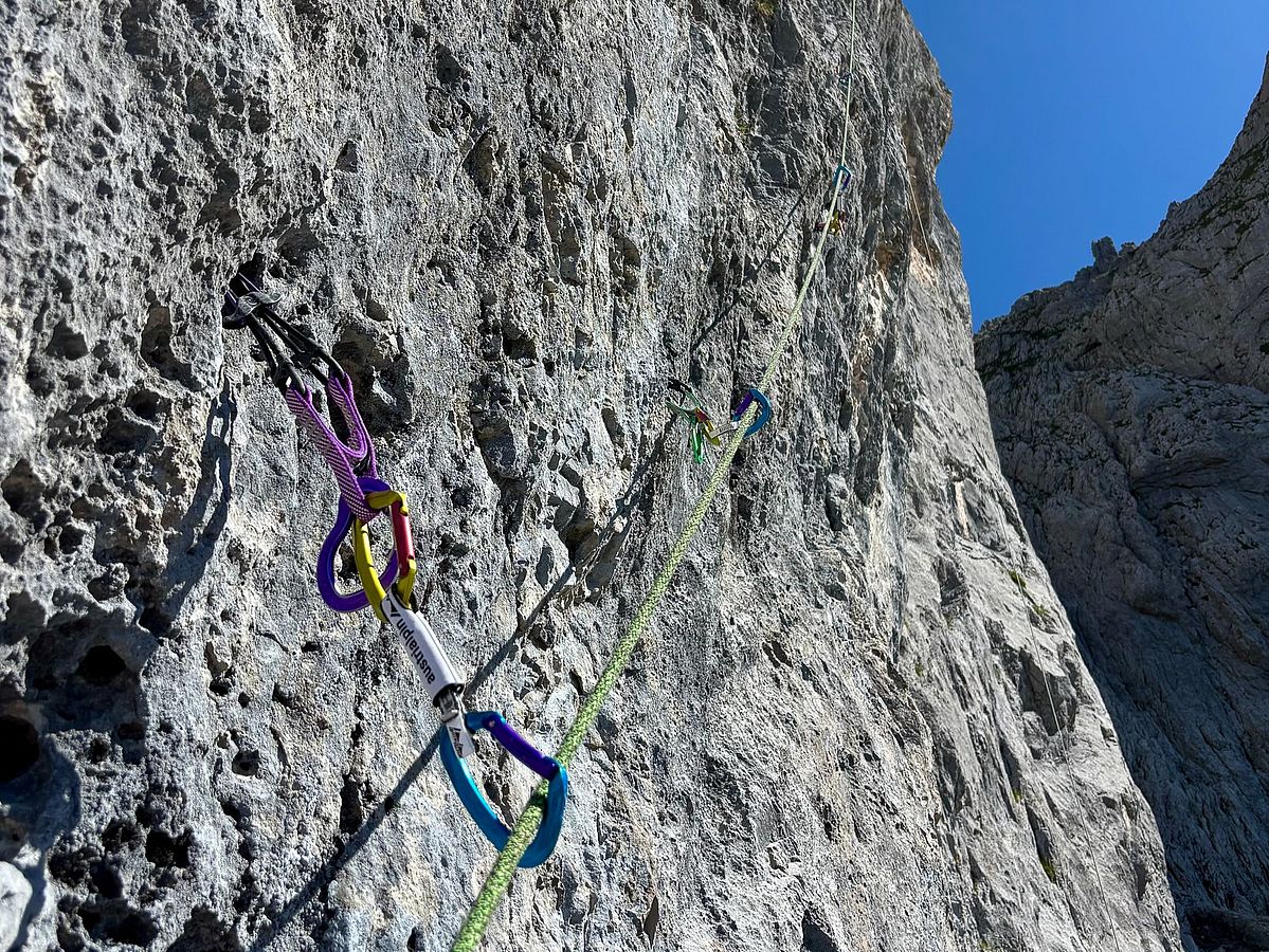 Wilder Kaiser, Waxensteinerturm, Kletterroute "Im Rausch der Zeit" (Foto: David Hechl)