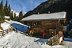 Die Gallfallalm im Gsieser Tal, schöne Selbstversorgerhütte für Skitouren.