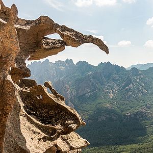 Skurrile Felsbildungen in der Bavella