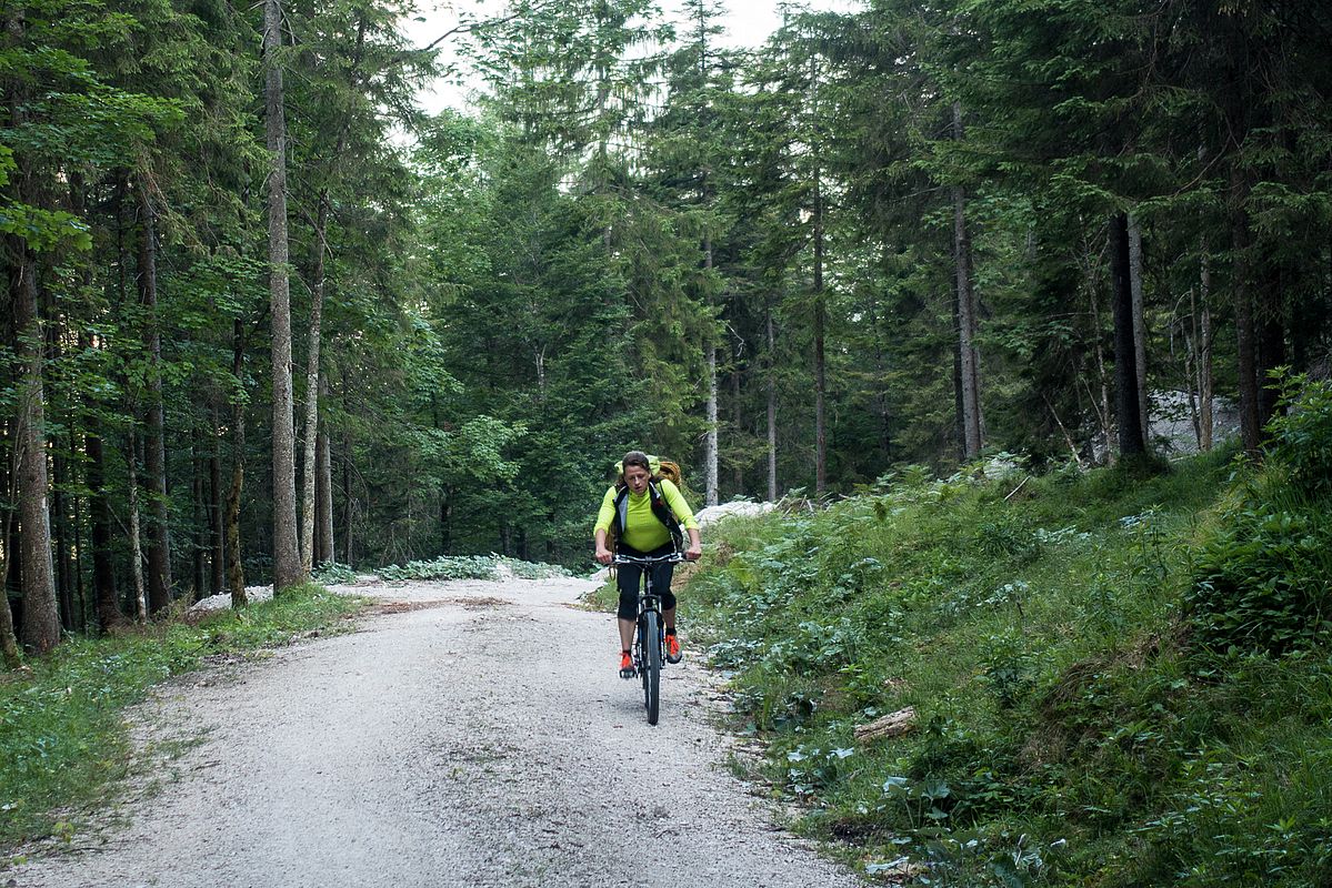 Zustieg mit Bike - vor allem nach der Tour im Abstieg sehr angenehm