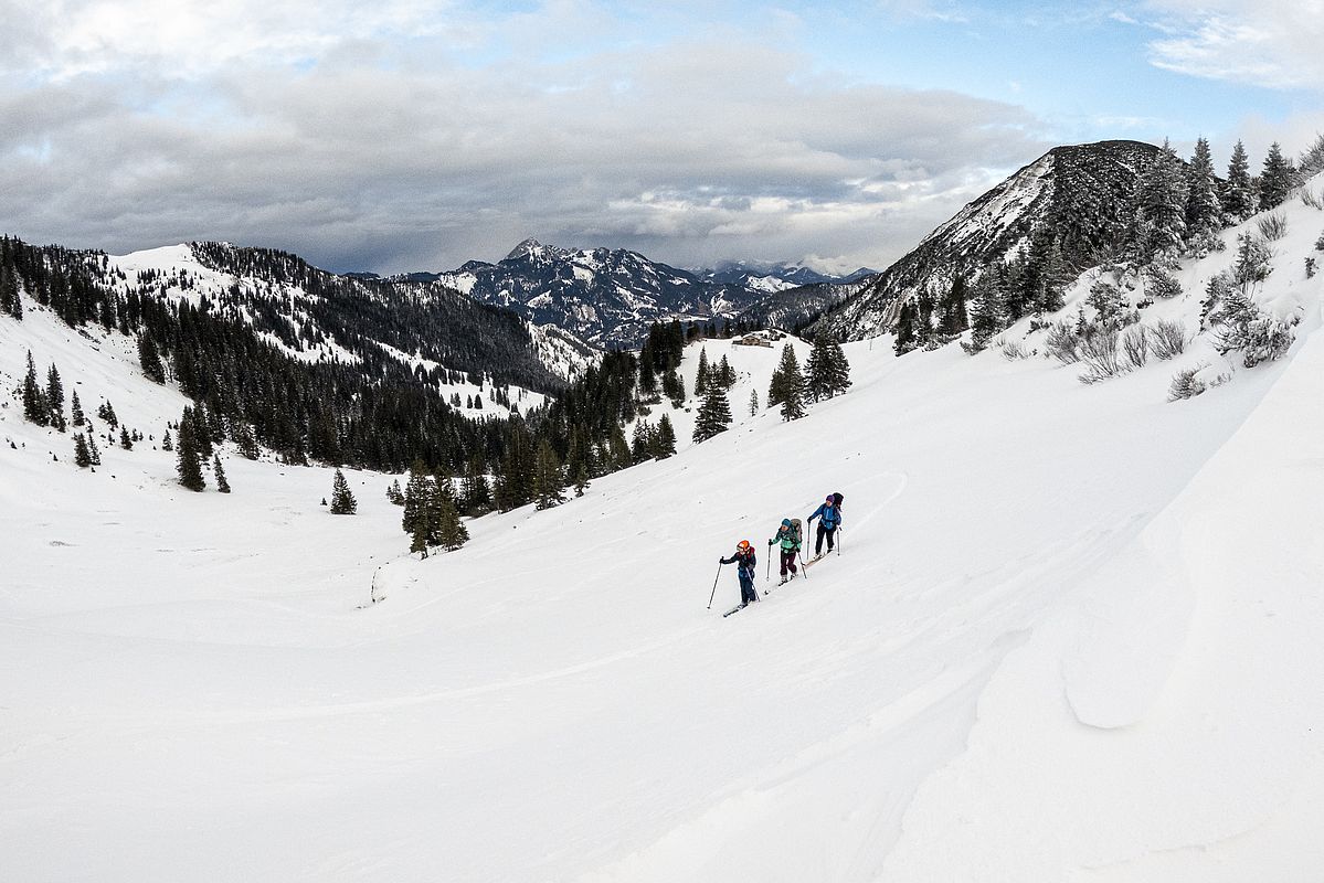 Spätnachmittag am Taubensteinsattel mit Blick in Richtung Wendelstein