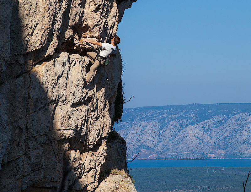 Schöner Ausblick vom Klettergebiet Stracine.