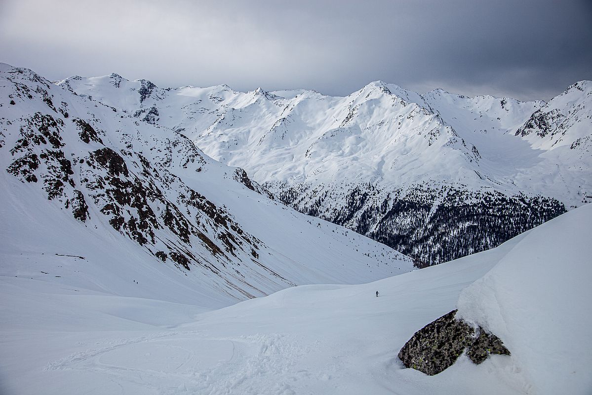 Riesige Kare mit perfektem Skigelände