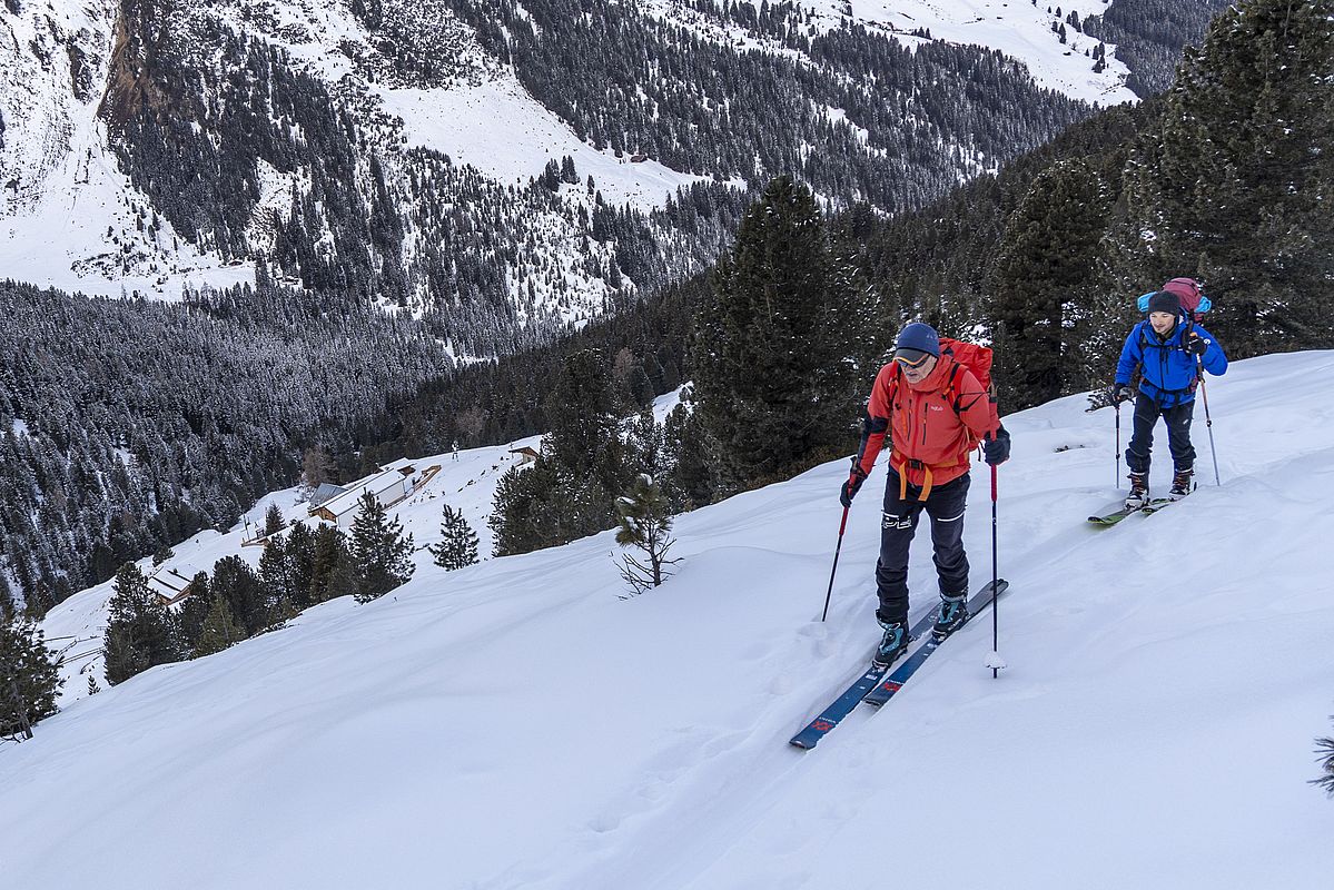 Tiefblick zur Hütte