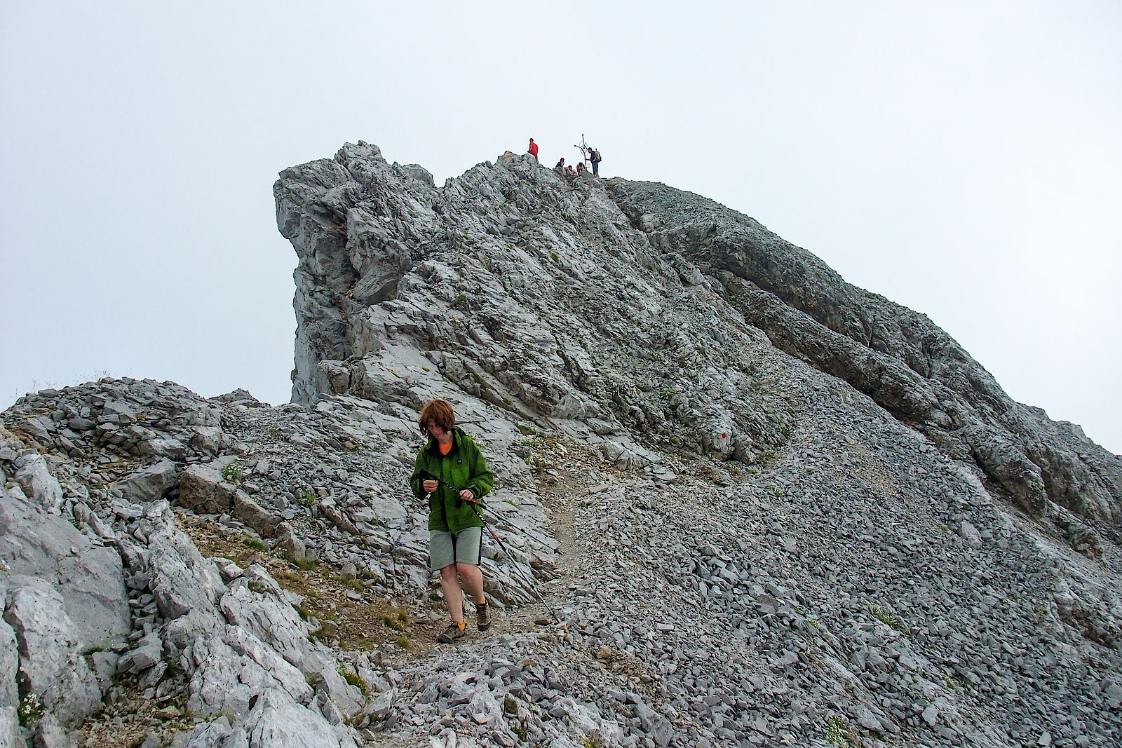 Am Gipfelgrat des Monte Bivera