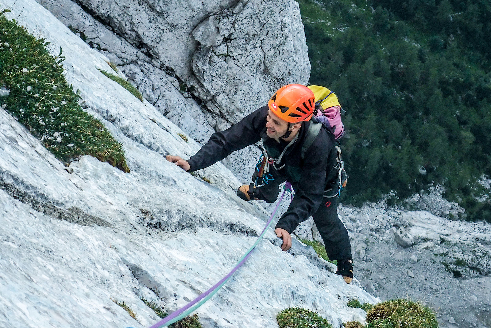 Plattenklettern in der Kletterroute Kolosseum an der Kleinen Halt, Wilder Kaiser