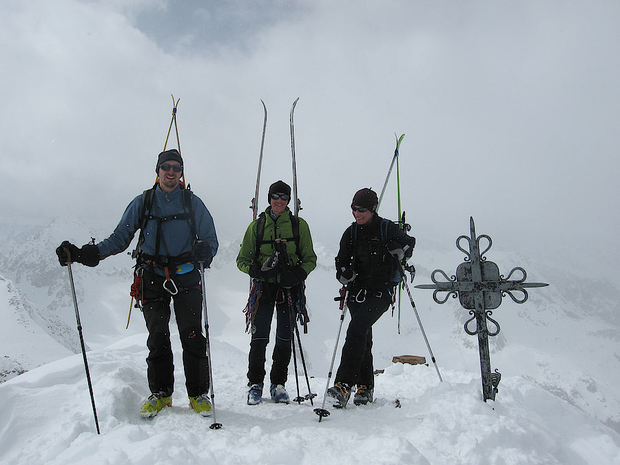 Am Gipfel der Östlichen Seespitze 