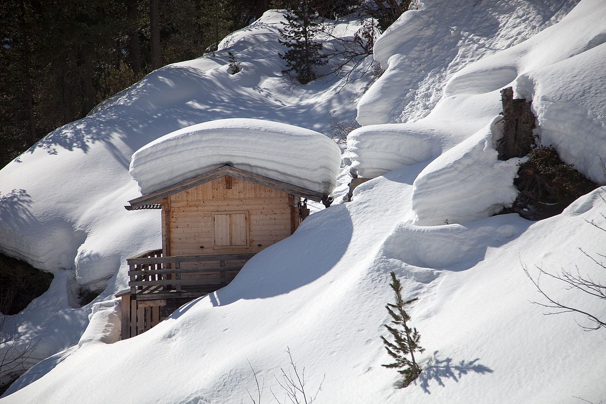 Üppige Schneelage am Beginn des Rachkars (ca. 1800 m).