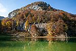 Idyllische Herbststimmung am Luegsteinsee