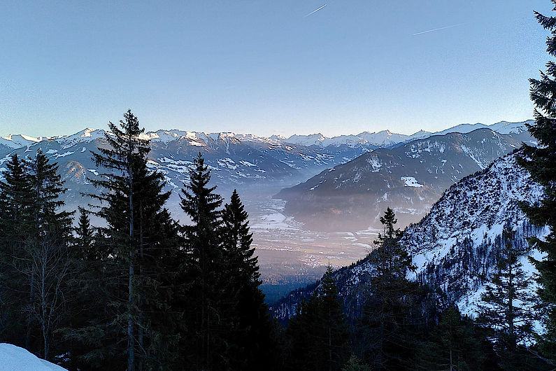 Tief unten liegt das Inntal, dort müssen wir hin Tief unten liegt das Inntal, dort müssen wir hin