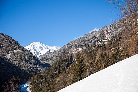 Das einsame Tälchen Schalders - im Hintergrund das Schrotthorn. Das einsame Tälchen Schalders - im Hintergrund das Schrotthorn.