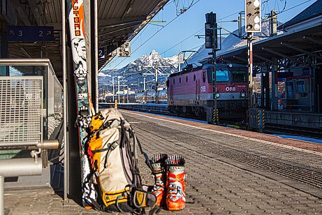 Mit anderen Prioritäten bei der Tourenplanung lassen sich auch mit der öffentlichen Anreise erlebnisreiche Bergtouren unternehmen Mit anderen Prioritäten bei der Tourenplanung lassen sich auch mit der öffentlichen Anreise erlebnisreiche Bergtouren unternehmen