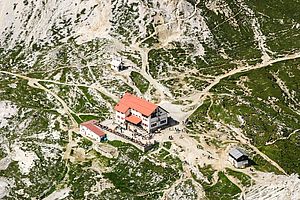 Dreizinnenhütte an den Drei Zinnen, Sextener Dolomiten