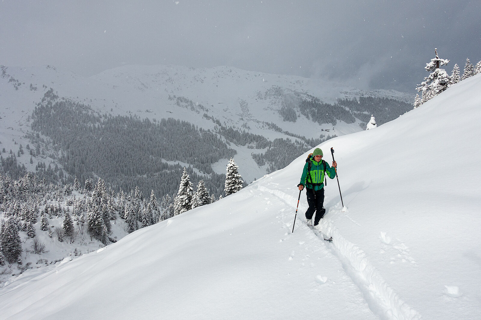 Neuschnee Ende November am Kastenwendenkopf 