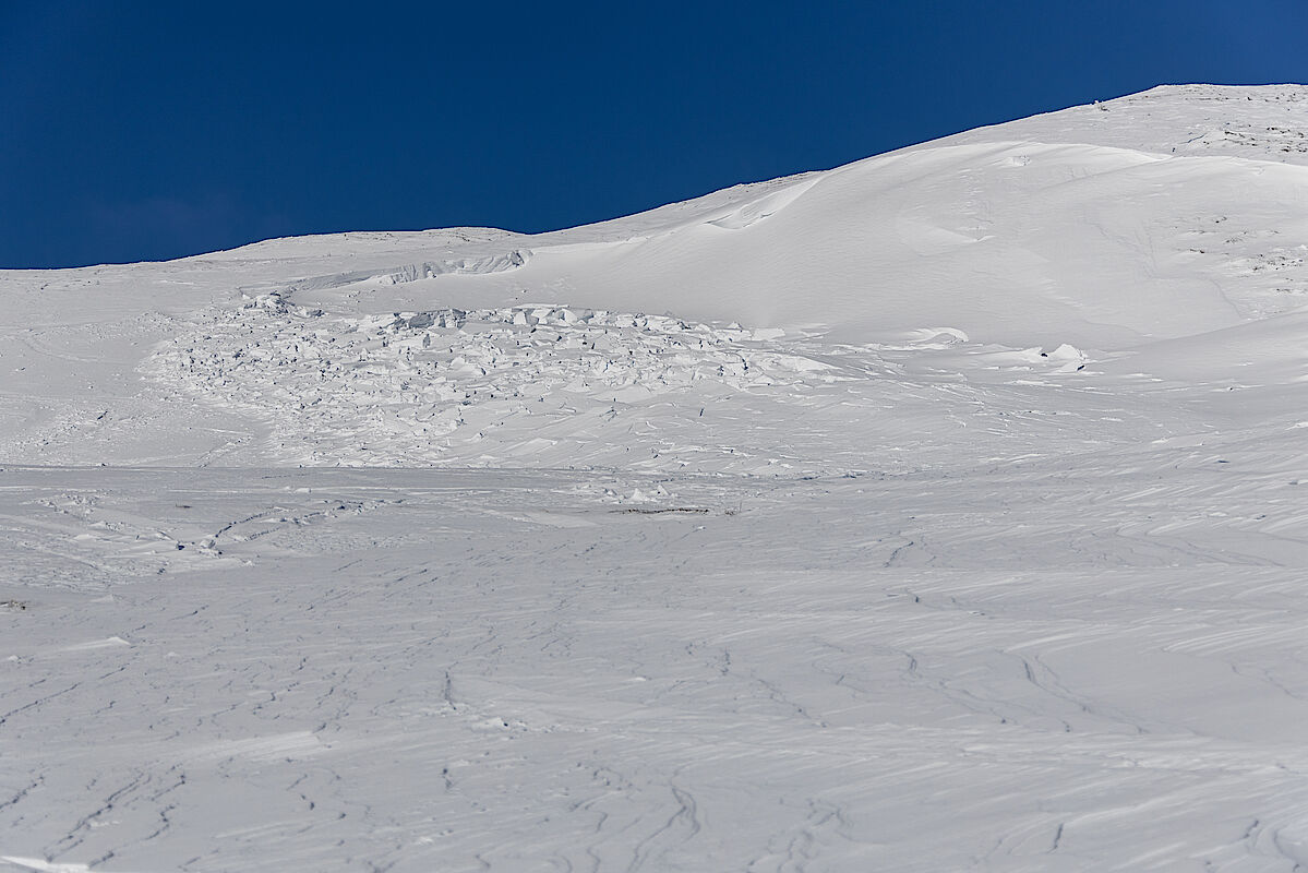 Schneebrettabgang, vermutlich von Freitag auf Samstag