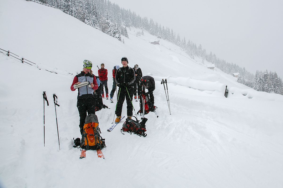 Pause im Schneefall bei der Stammeralm 