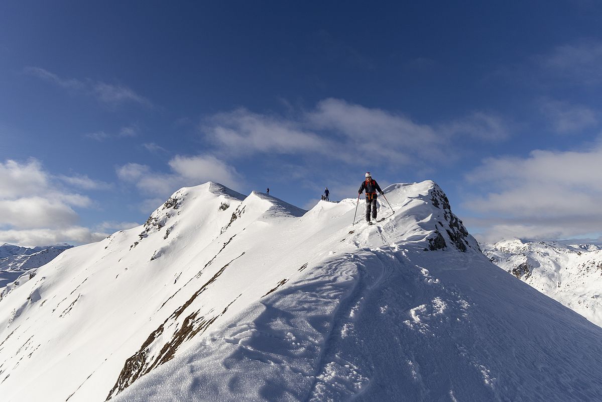 Abfahrt über den Nordgrat des Kraxentrager