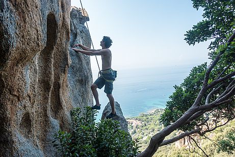 Vormittagsklettern am Sektor Barbicaghja Vormittagsklettern am Sektor Barbicaghja